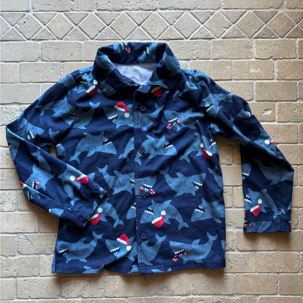 Carters Shark Christmas pjs never worn boys size 8